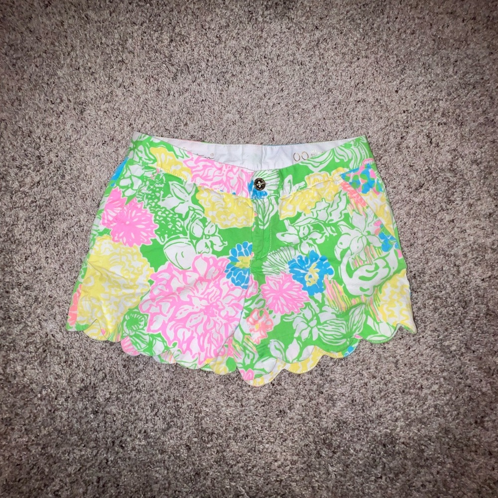 Lilly Pulitzer shorts size 00